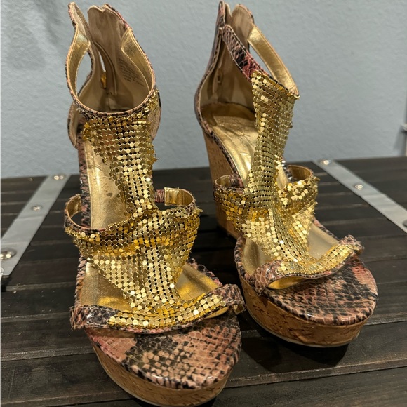 Good boing wedges with pink snake print - Picture 3 of 6